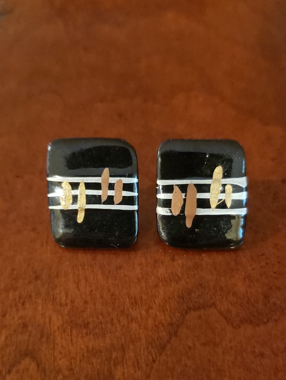 Vtg Black Rectanglar Earrings with Metallic Stripe Detail